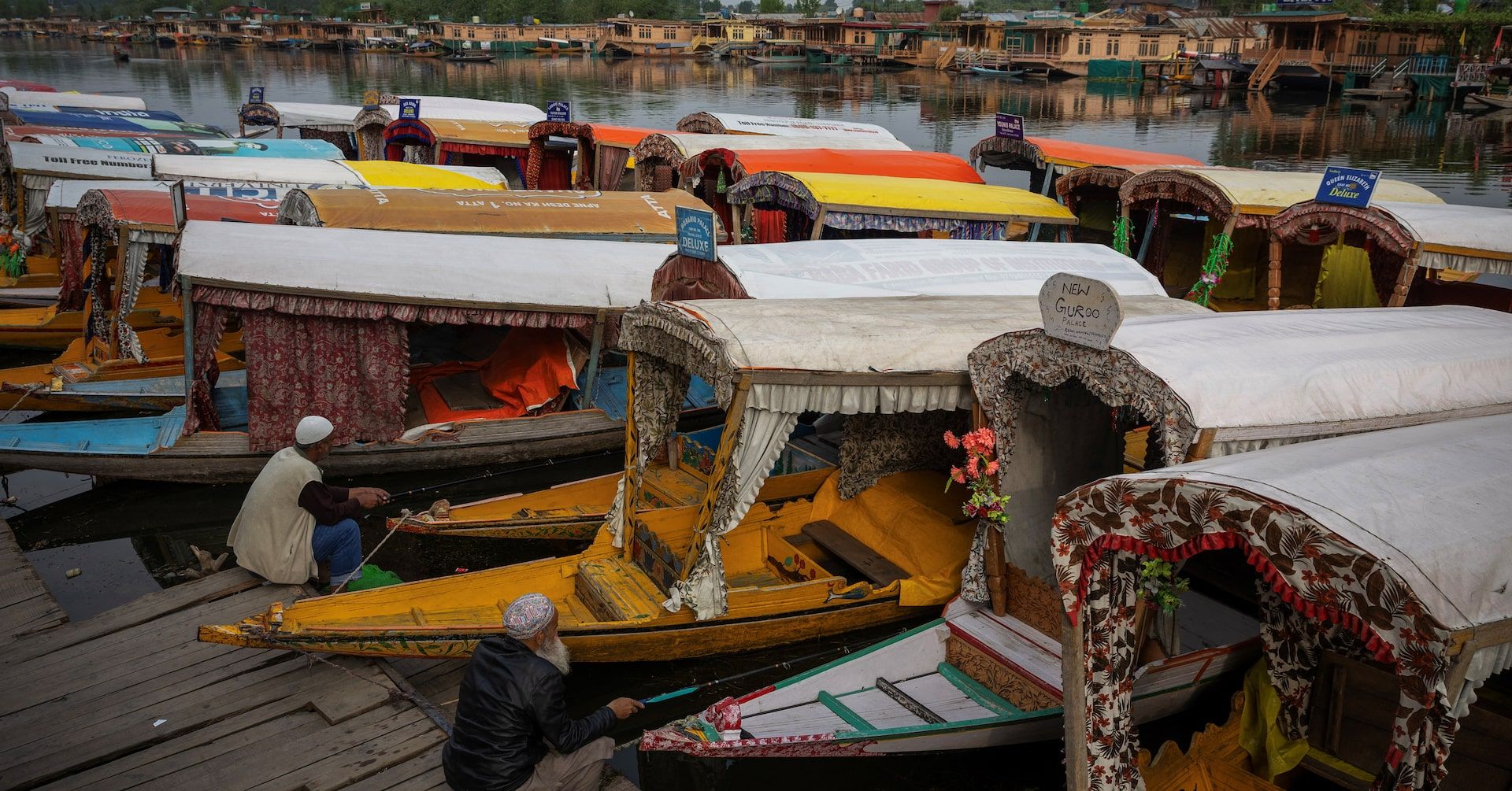 Hotéis em Caxemira oferecem até 70% de desconto após ataque que afastou turistas. Reprodução: Reuters