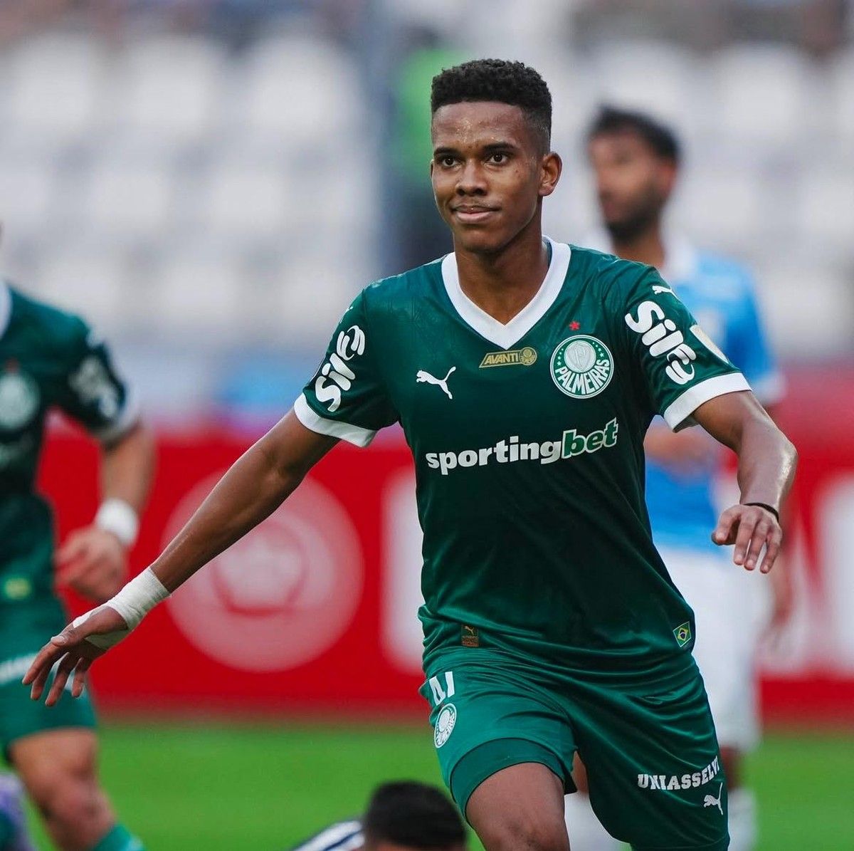 Palmeiras supera peruano com gol no último minuto e vence por 3 a 2. Reprodução: Globo