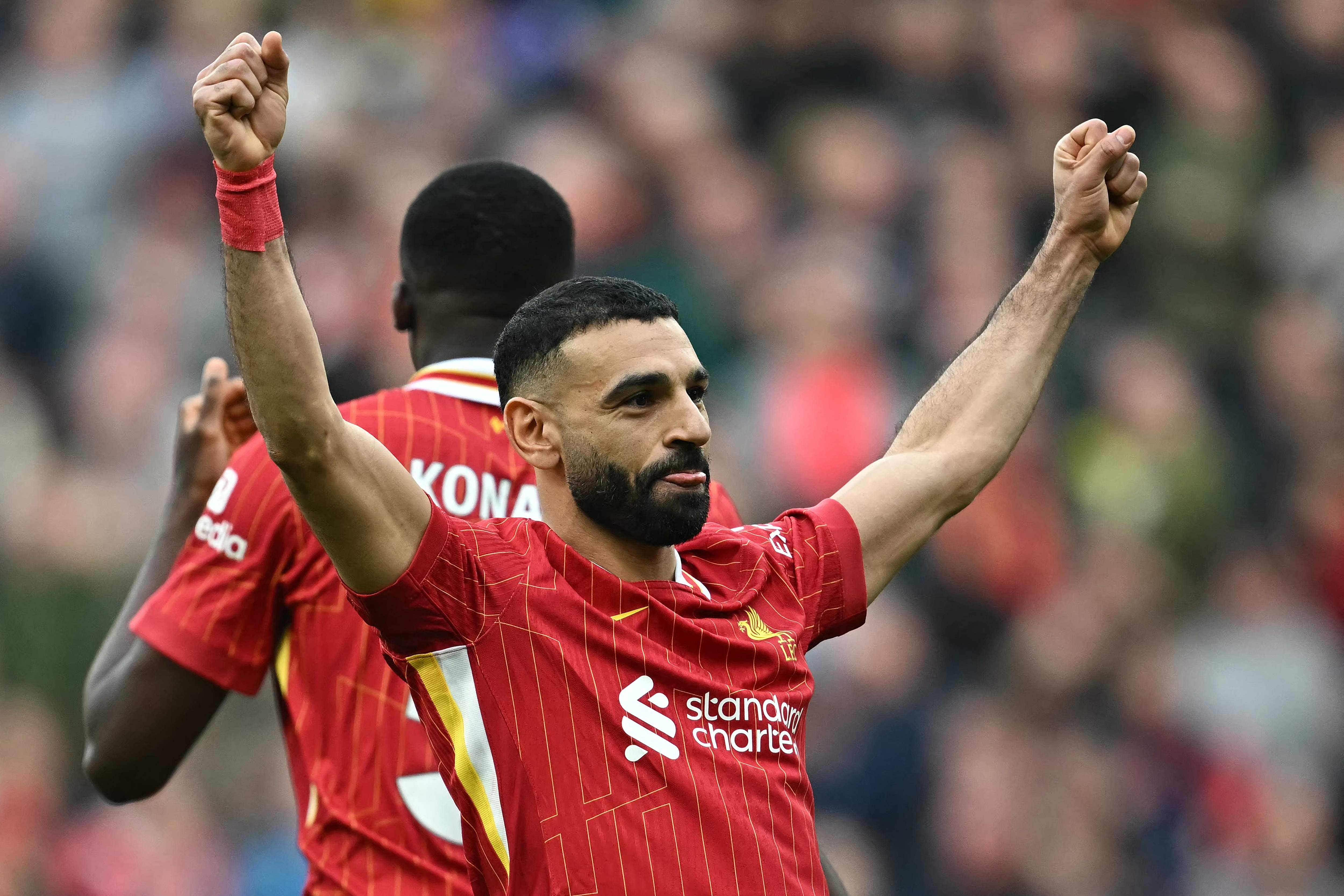 Mohamed Salah celebra seu gol durante campanha vitoriosa do Liverpool, indicado ao prêmio de melhor jogador da Premier League. Reprodução: Globo