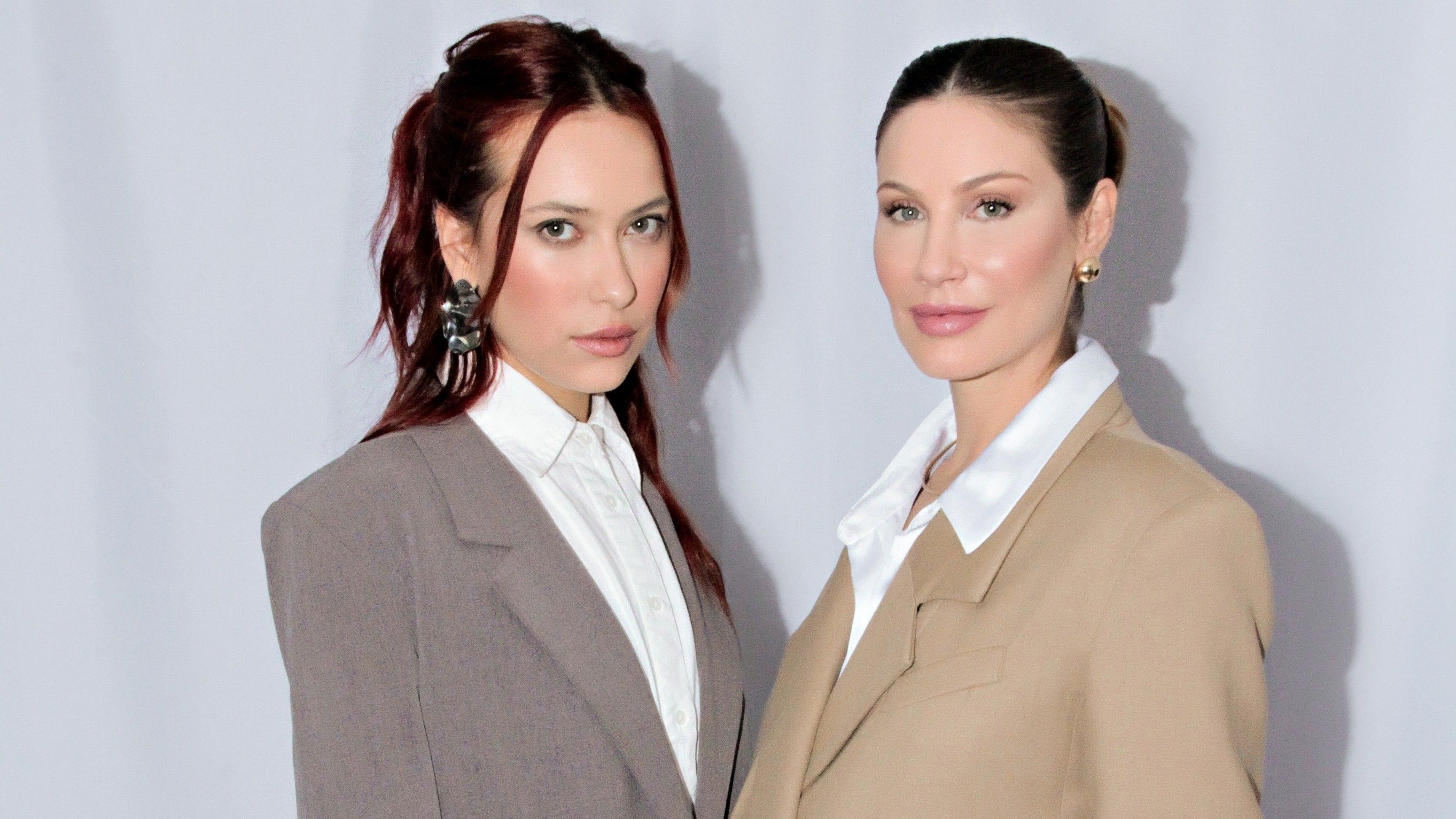 Bebel Rendeiro e Scheila Santos, fundadoras do PowerCast, promovem o evento PowerTalk em São Paulo. Reprodução: Globo