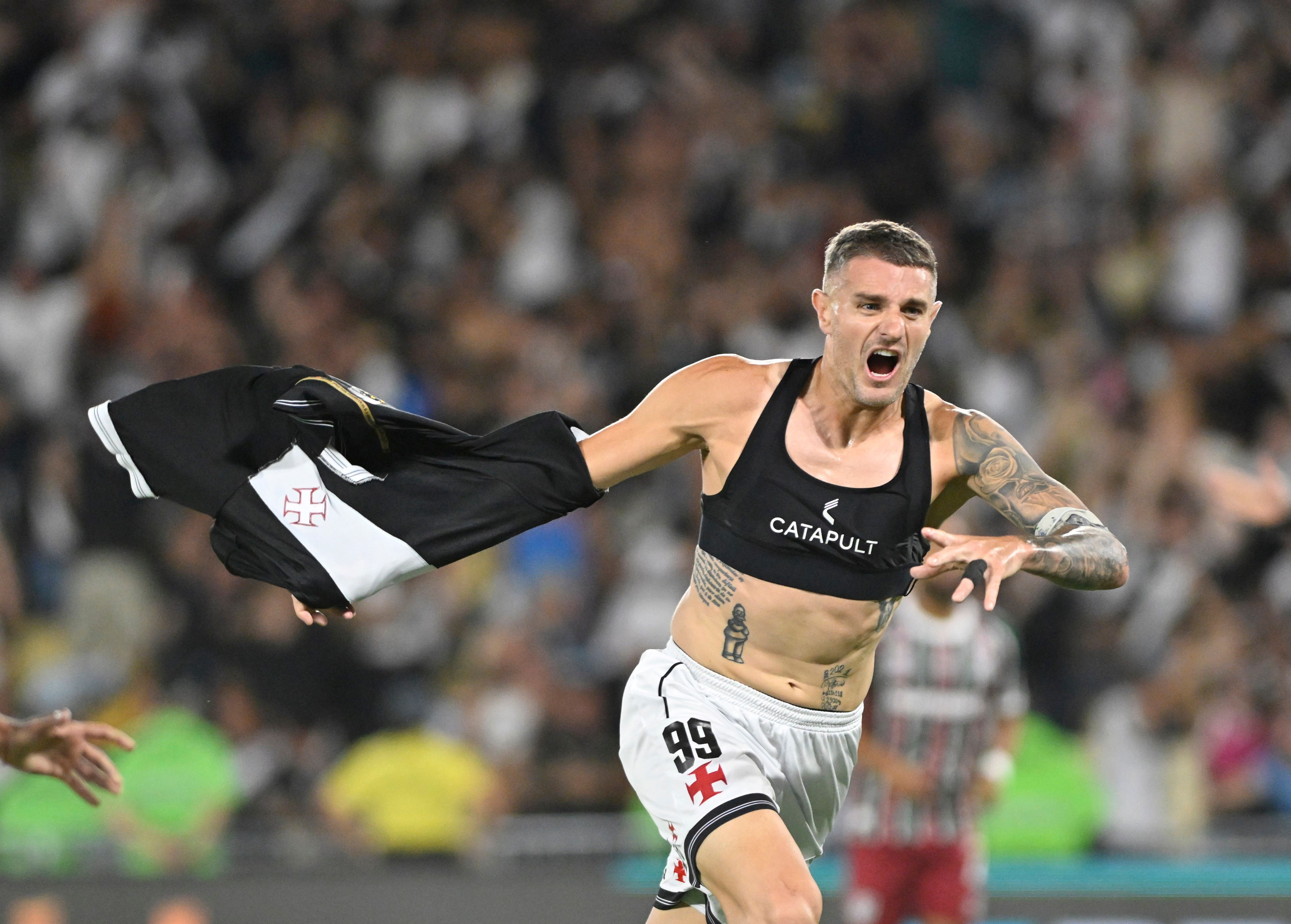 Vegetti desabafa à saída do clássico Vasco x Fluminense. Reprodução: Ge