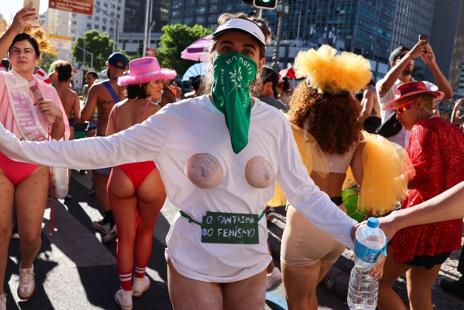 O fenômeno do heteropessimismo nas relações amorosas entre mulheres e homens heterossexuais. Legenda da imagem. Reprodução: Globo