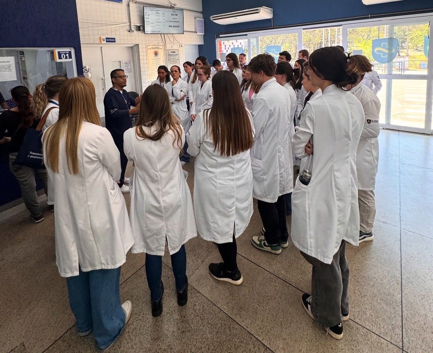 Médicos discutem formação médica em cursos privados sob a lei de 2013.. Reprodução: Oglobo