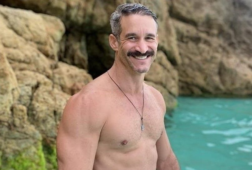 Cristiano Lacerda é acusado de assassinar os pais do ex-namorado em crime premeditado.; Legenda da imagem. Reprodução: Globo