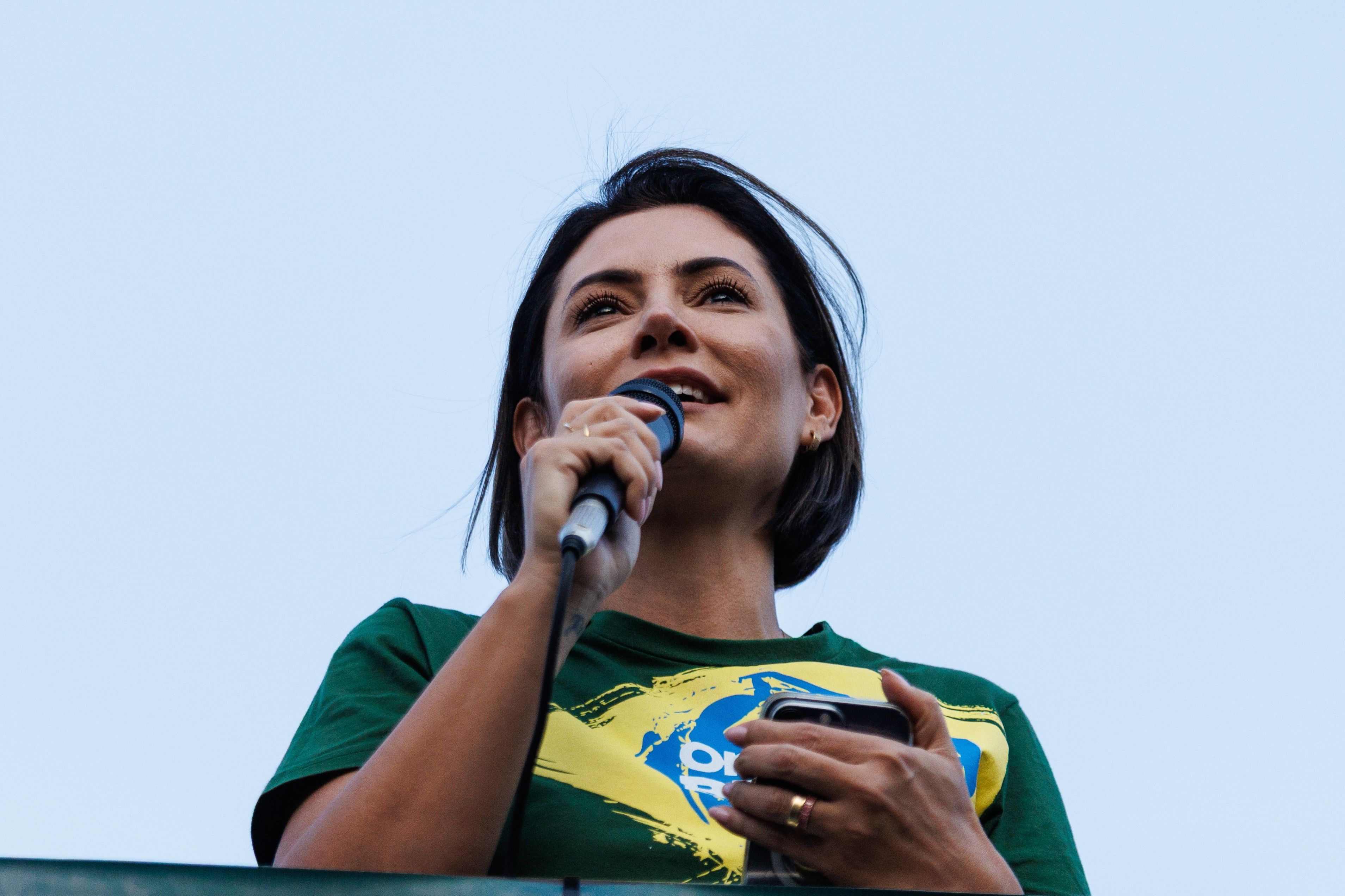 Os alvos do recado de Michelle Bolsonaro sobre 'o dom da palavra ser corrompido pelo pecado' - Foto: O Globo