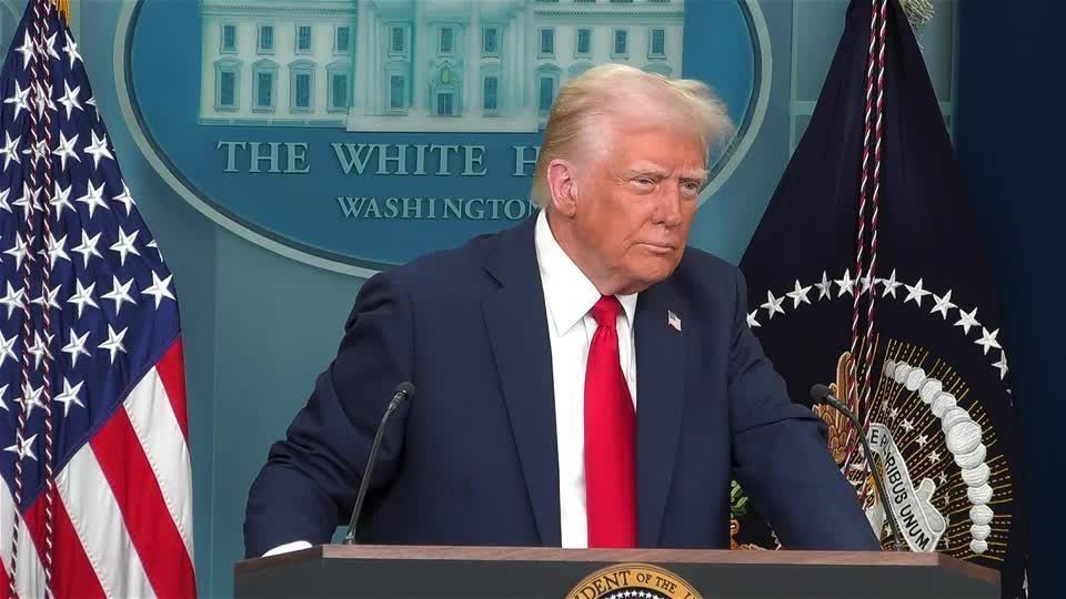 Trump altera estratégia comercial e abole tarifas universais