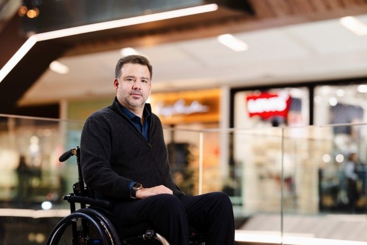 Rafael Sales, CEO da Allos, discute planos de expansão e acessibilidade em shoppings. Reprodução: Globo