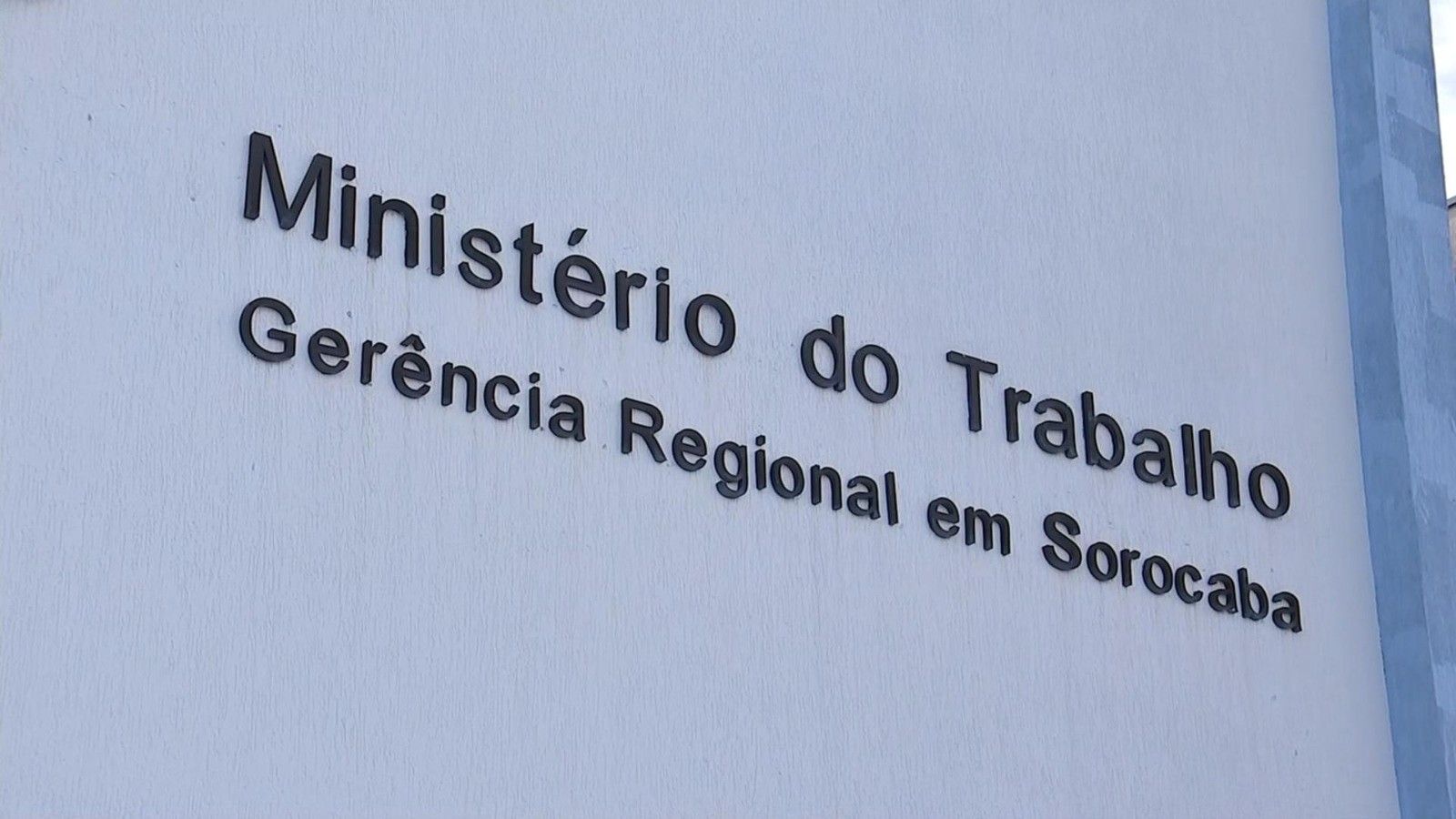 Investigação sobre a morte de trabalhador em acidente em silo na fazenda em Itapeva. Reprodução: Globo