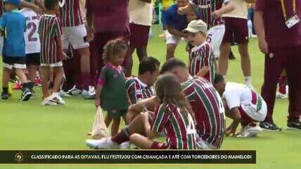 Fluminense celebra classificação para as oitavas da Copa do Mundo de Clubes com crianças e torcedores. Reprodução: Globo