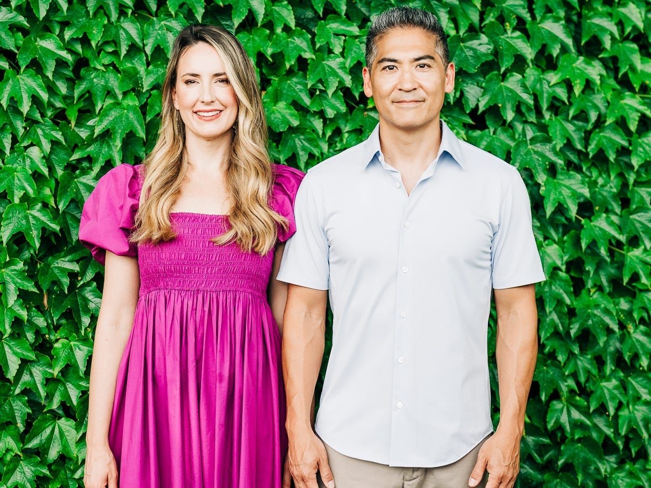 Letizia Alto e Kenji Asakura compartilham sua trajetória de liberdade financeira através de investimentos imobiliários. Reprodução: Business Insider