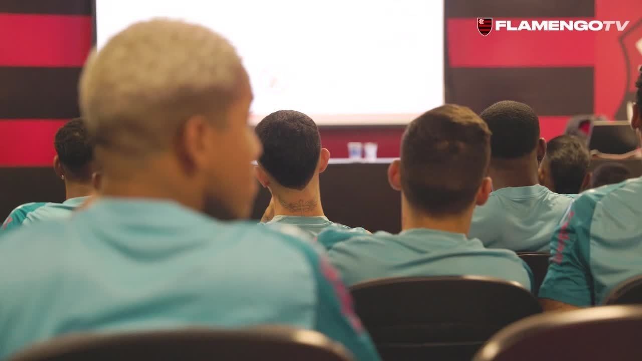 Palestra sobre integridade esportiva e doping no Ninho. Reprodução: Globo