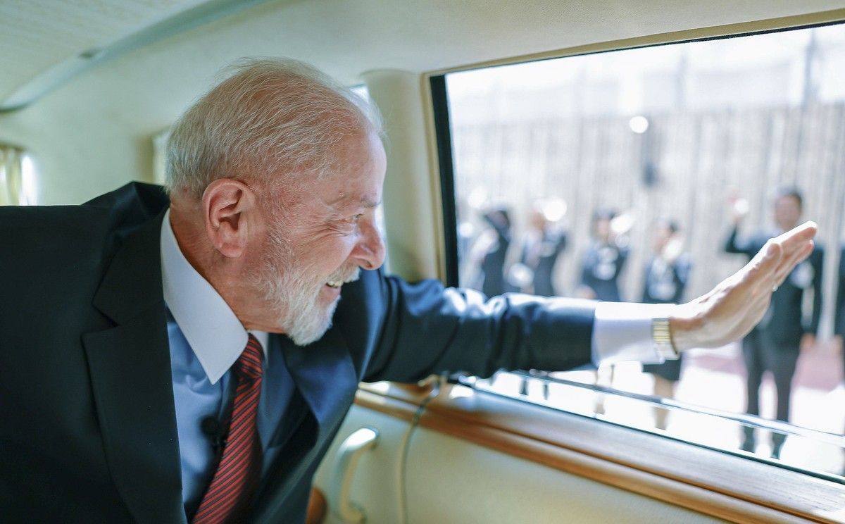 Lula Pode Sobretaxar EUA Após Tarifas de Aço