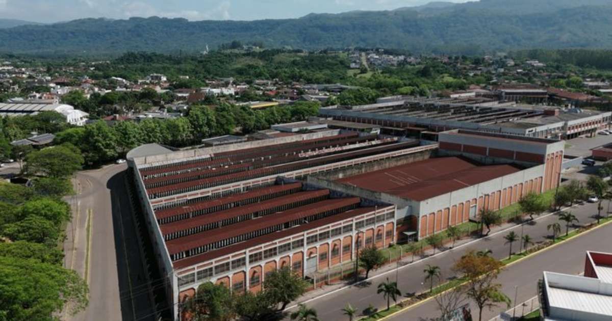 Paquetá encerra produção por dívidas trabalhistas