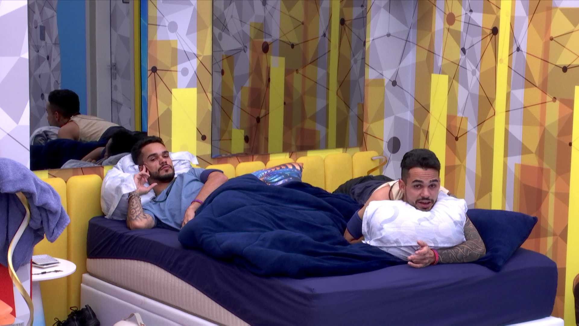 Diogo Almeida e João Gabriel discutem votos no BBB 25