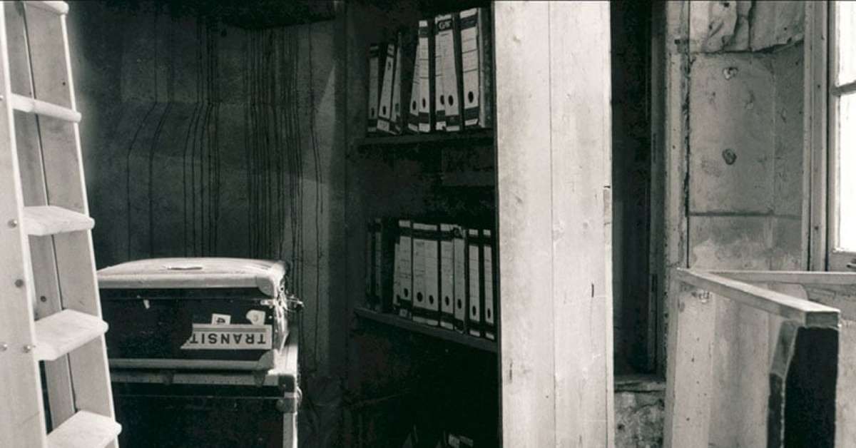 Explorando Passagens Secretas da História