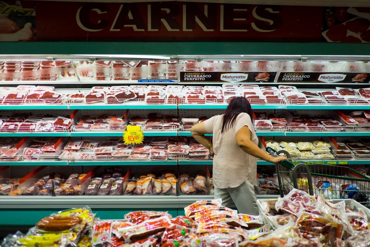 Queda nos Preços de Carnes: Expectativa para Alimentos in Natura
