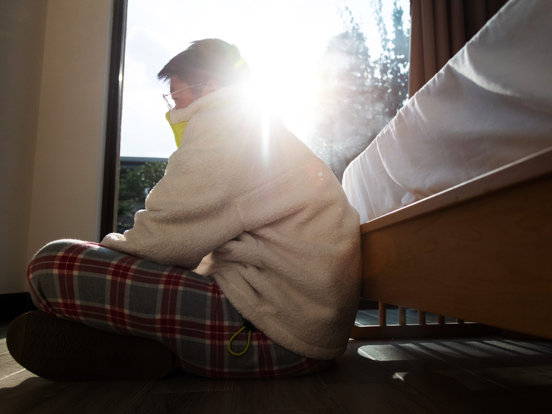 Adolescente enfrenta dificuldades na busca por emprego de verão, mas finalmente consegue uma vaga. Reprodução: Business Insider