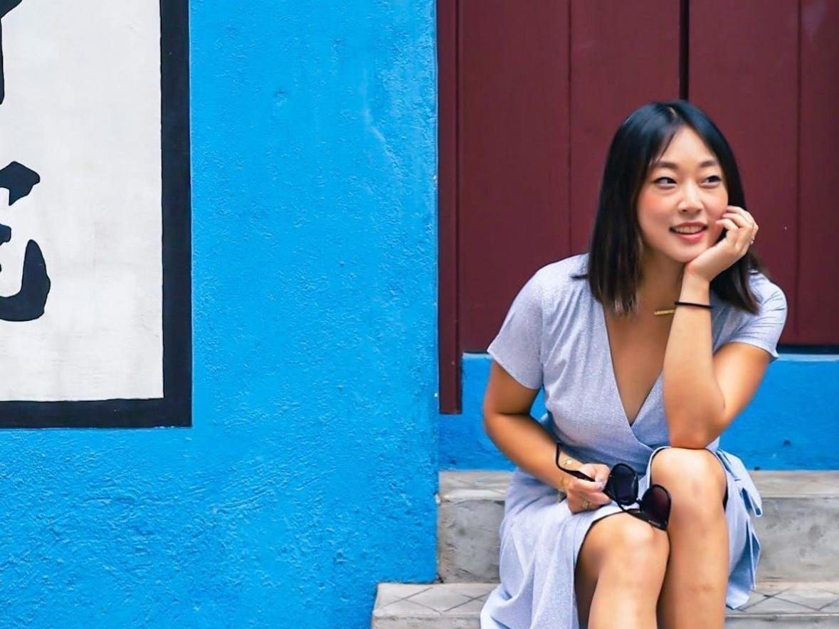 Lily Wu reflete sobre sua identidade entre os EUA e Hong Kong. Reprodução: Business Insider