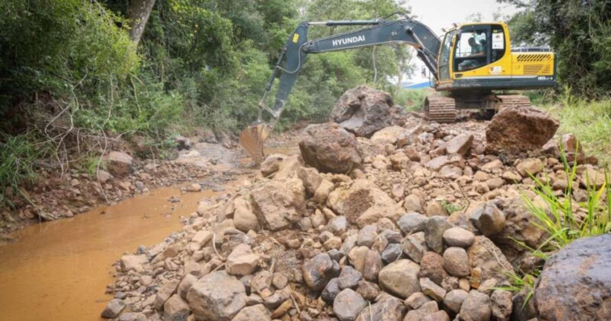 Desassorear RS retira 40 mil metros cúbicos de sedimentos