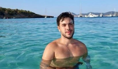 Lucas Leto acalma Álvaro durante crise de pânico nos ensaios do programa 'Dança dos famosos'. Reprodução: Globo