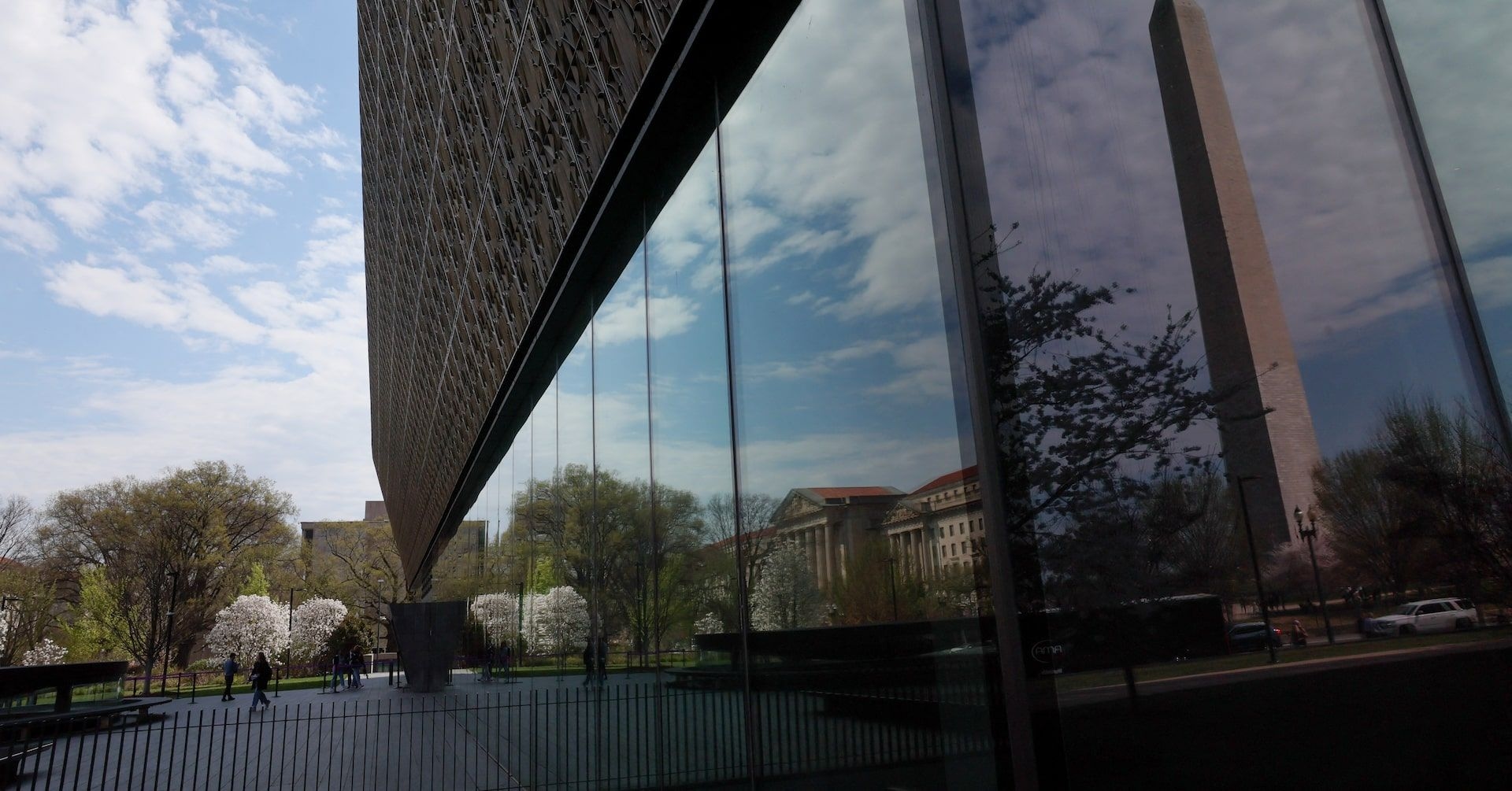 Nova Ordem de Trump Reacende Debate sobre História Americana