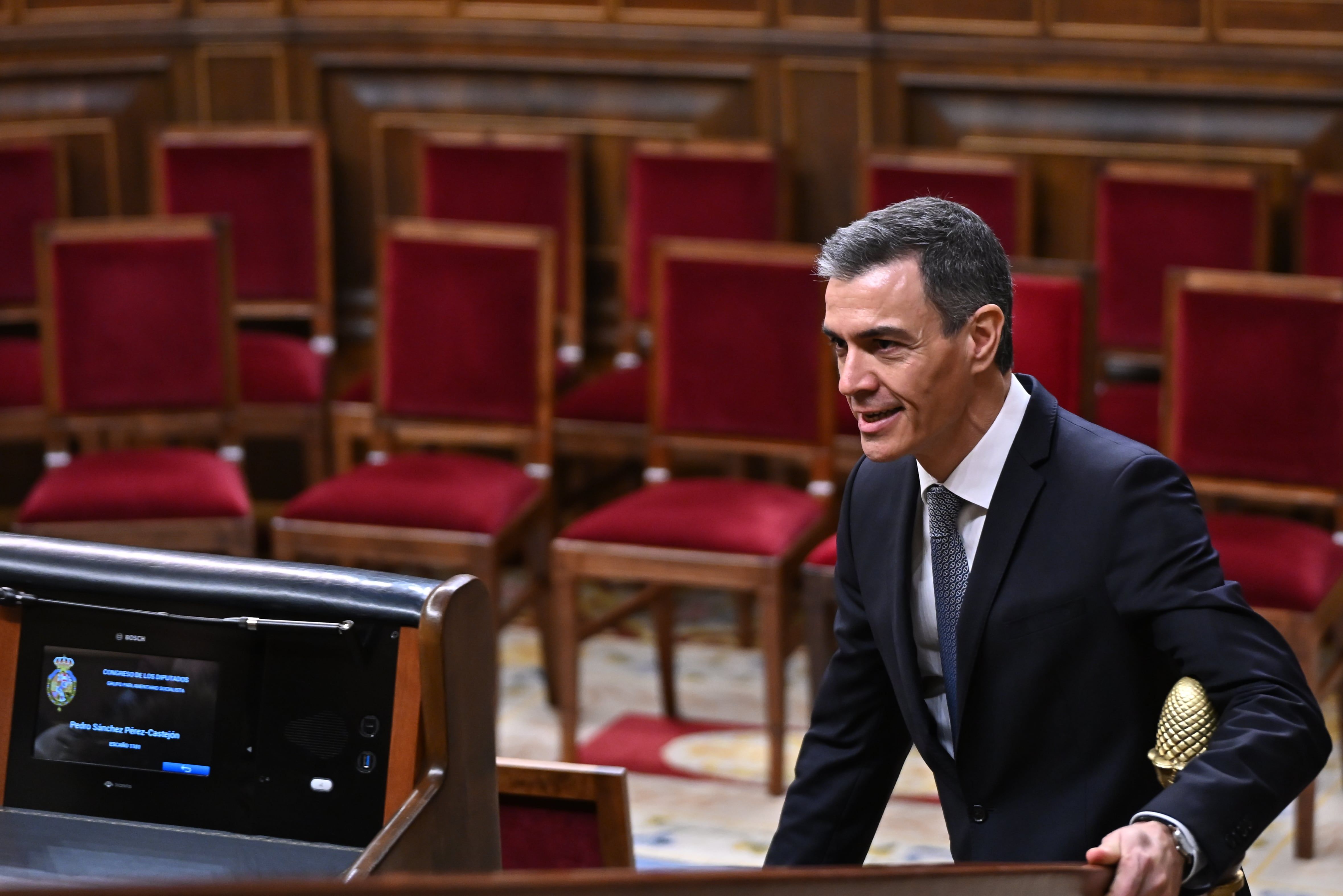 [Sánchez viaja à Índia para defender IA mais controlada e ao serviço das pessoas]. Reprodução: Elpais