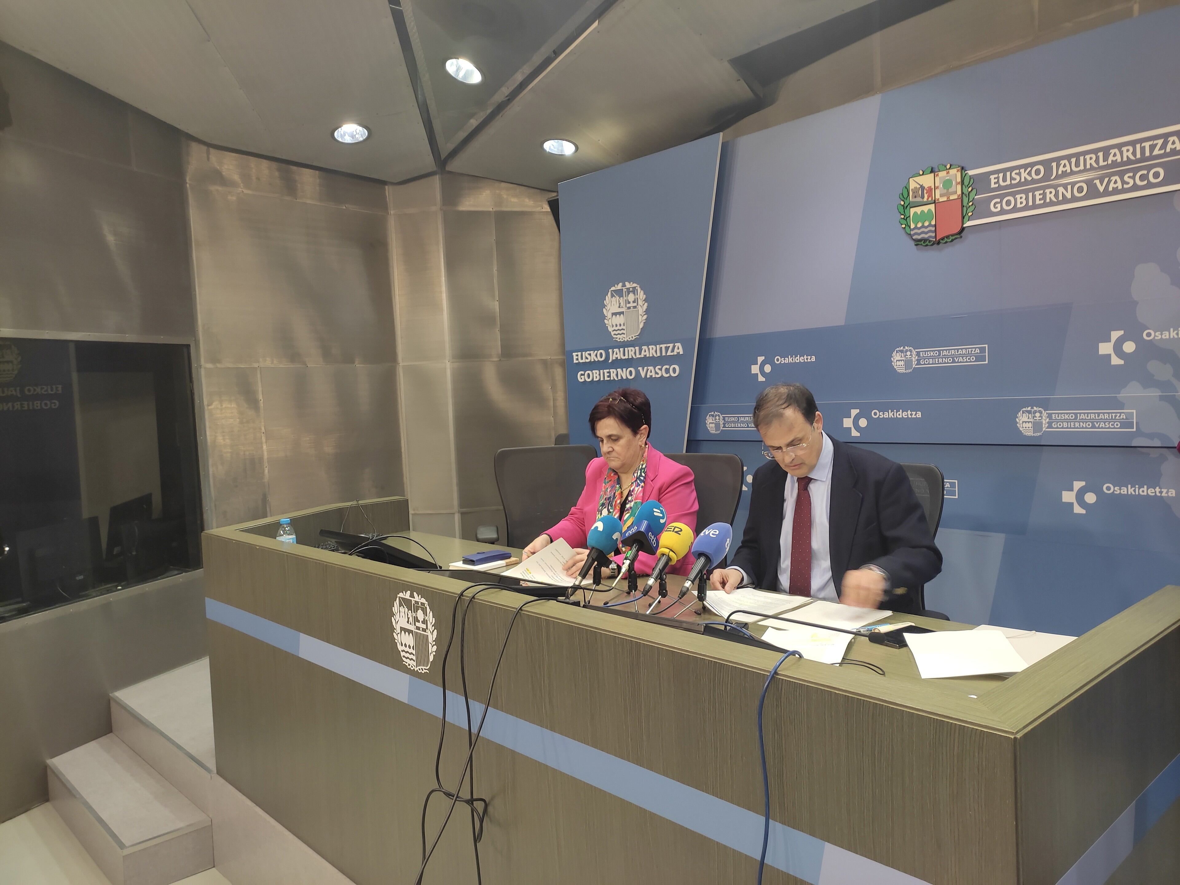 Saúde do País Basco admite vacinas vencidas, com 78 possíveis atingidos.. Reprodução: Elpais