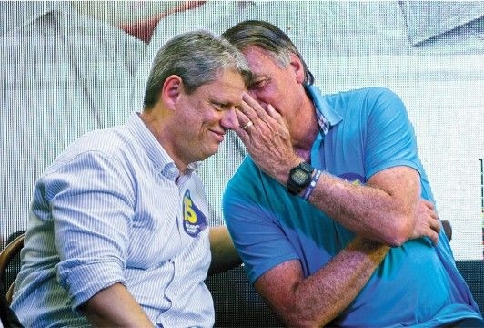 Eduardo Bolsonaro comemora decisão de Trump sobre tarifas sobre produtos brasileiros. Reprodução: O Globo