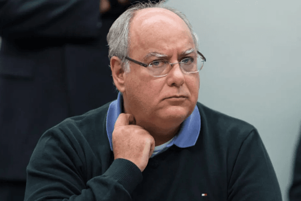 Renato Duque, ex-presidente da Petrobras, acusado de receber R$ 5,6 milhões em propina. Legenda da imagem. Reprodução: CNN Brasil