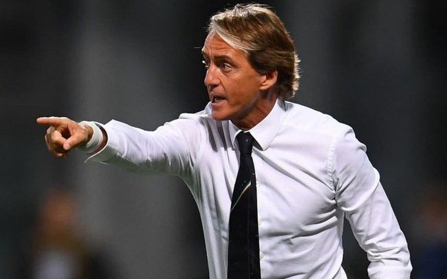 Treinador Roberto Mancini marca perfil do Botafogo em mensagem enigmática no Instagram. Reprodução: iG Esporte
