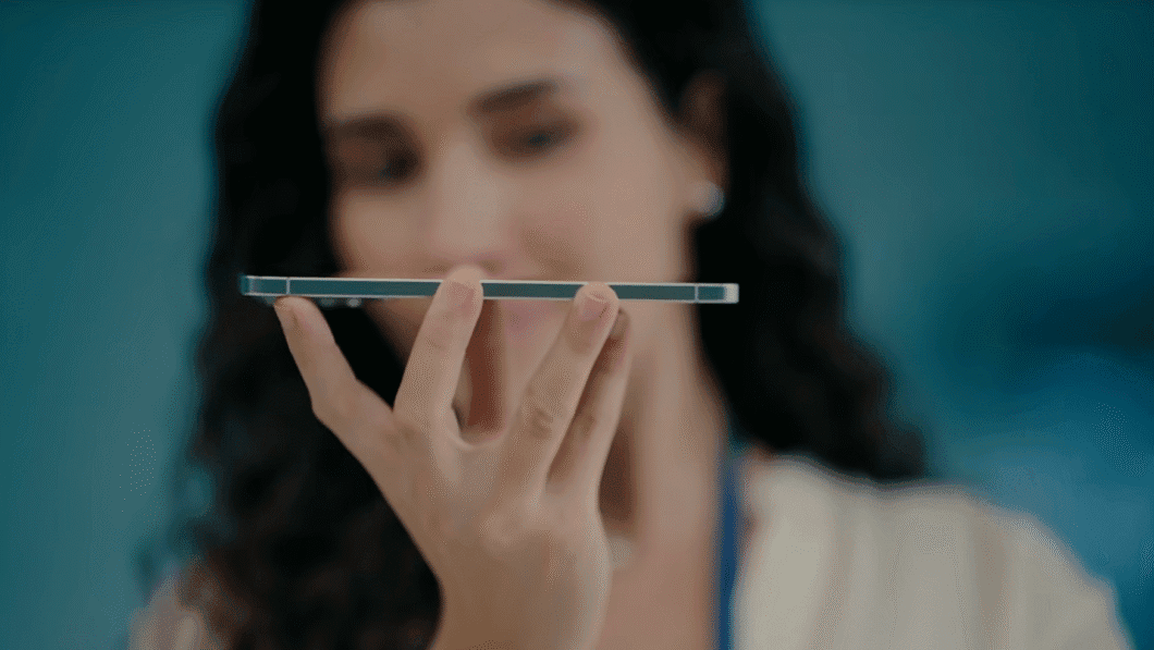 Samsung revela o Galaxy S25 Edge, smartphone ultrafino de 5,8 mm e 200 MP de câmera. Reprodução: Tecnoblog