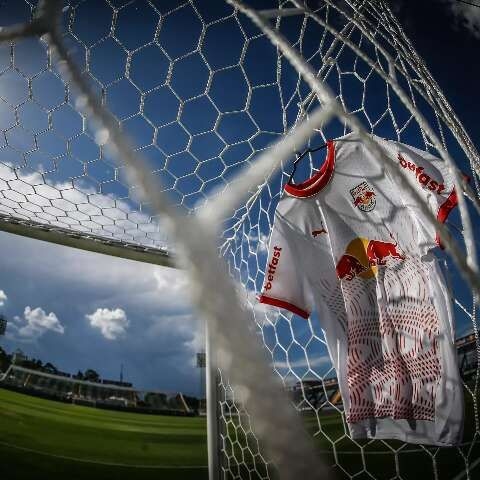 Botafogo e São Paulo Nascem Líderes em Campeonatos Brasileiros