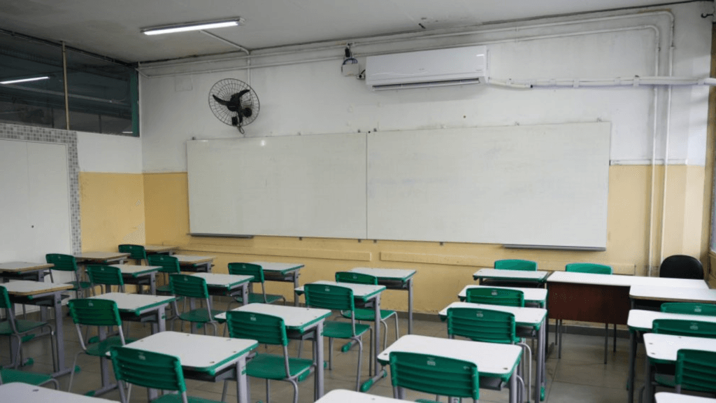 Instituições de ensino deverão incluir semana dedicada à saúde mental. Reprodução: CNN Brasil