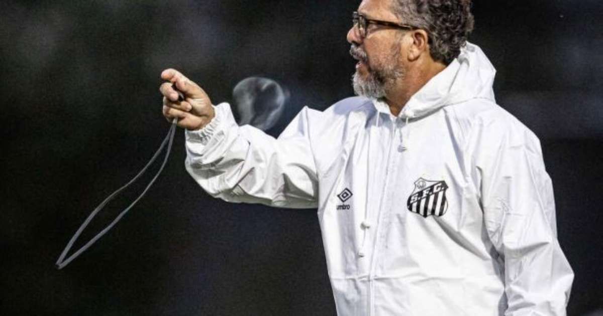 Treinador inicia trabalho no CT Rei Pelé e se prepara para estreia contra o CRB. Reprodução: Terra