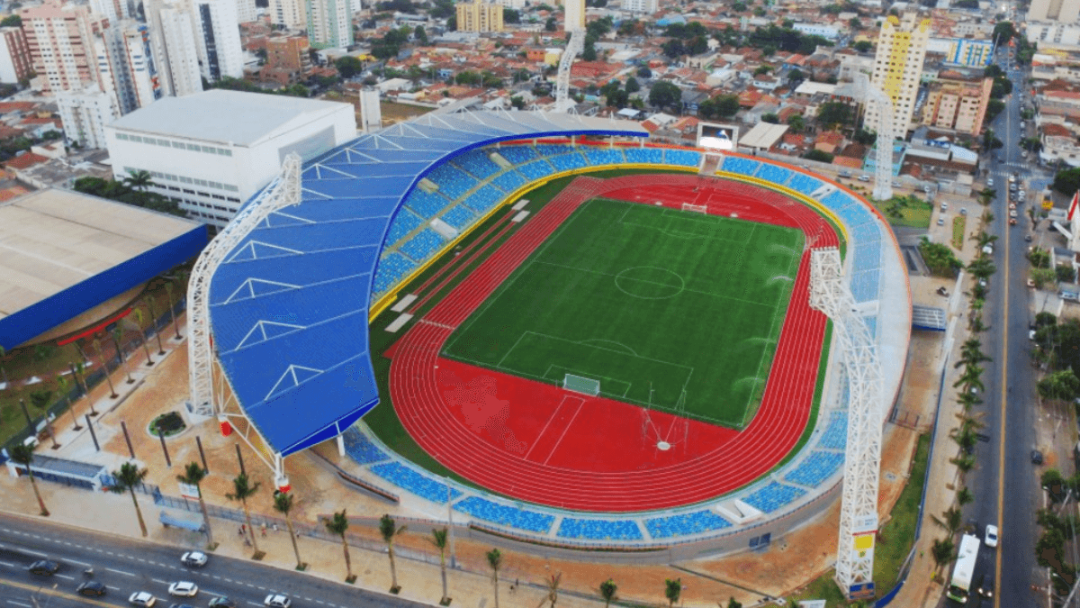 Goiânia e Goiatuba disputam rebaixamento no Goianão