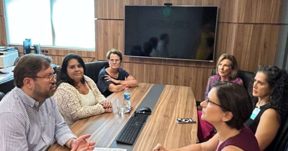 Cremers recebe pedido da Associação de Psiquiatria sobre peritos