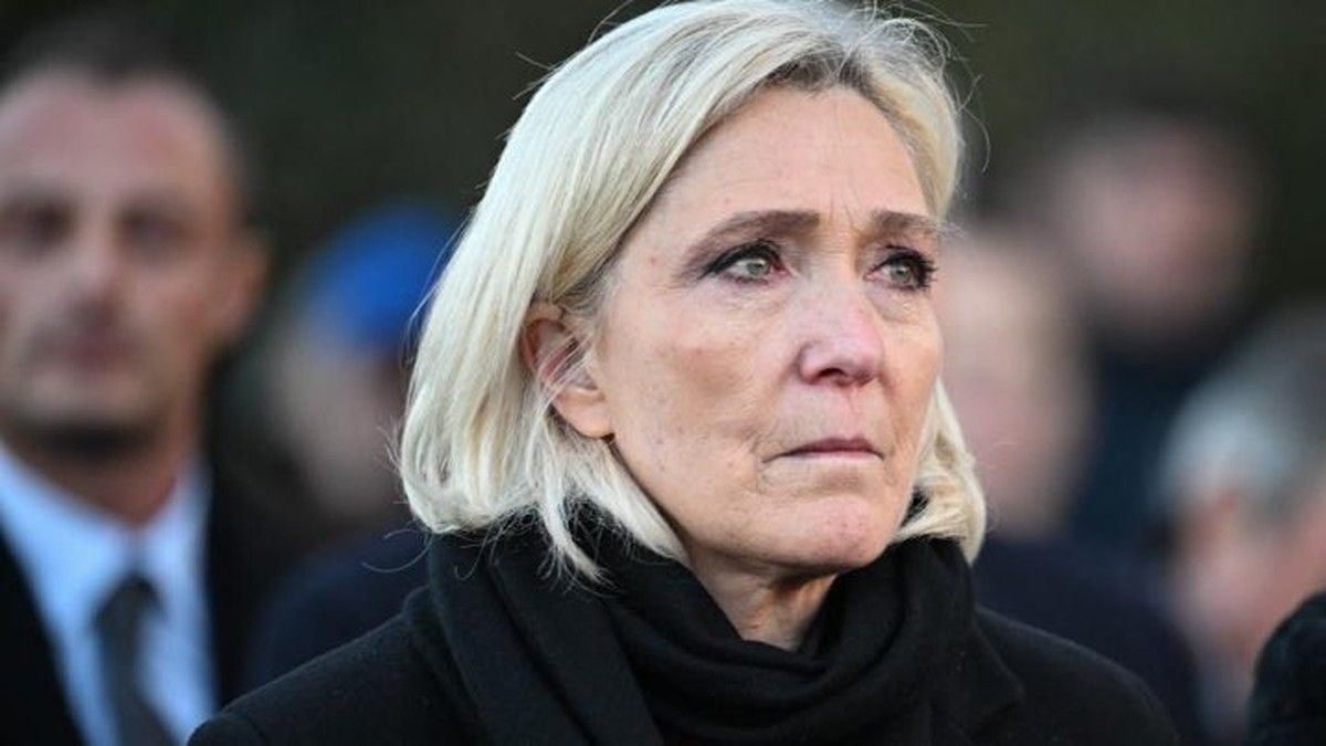 Marine Le Pen Condenada: Desvios de Fundos e Inelegibilidade