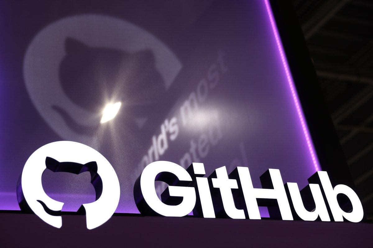 GitHub anuncia possíveis aumentos de custos para usuários do Copilot devido a novos limites. Reprodução: TechCrunch
