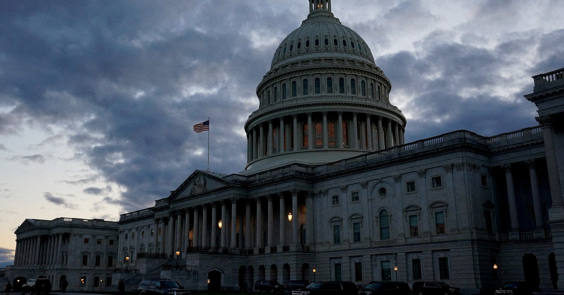 Líderes republicanos discutem cortes de impostos proposta por Trump em meio a divisões internas. Reprodução: Reuters