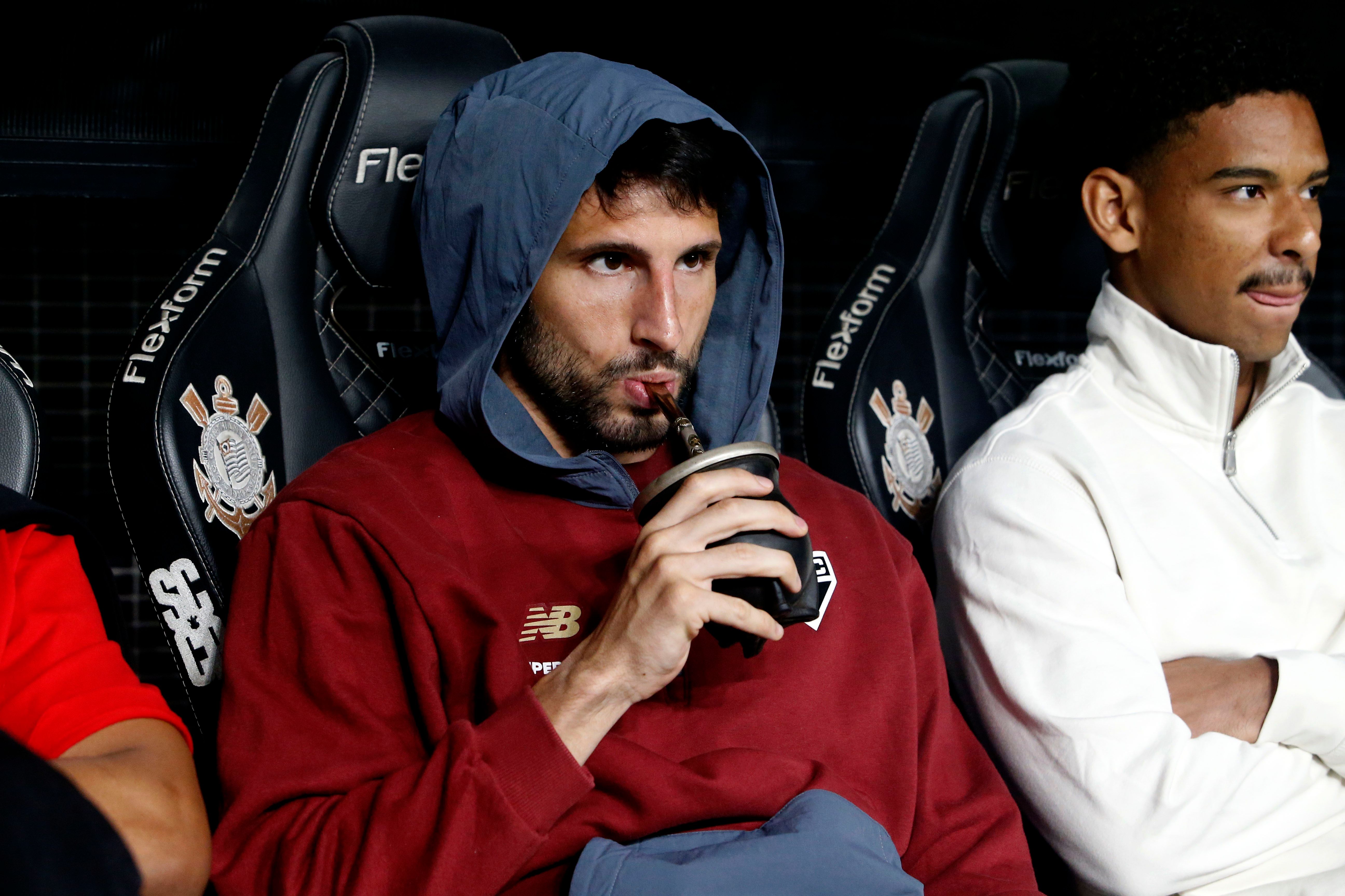 São Paulo sofre ban de transferências da FIFA por dívida com agente. Reprodução: Ge