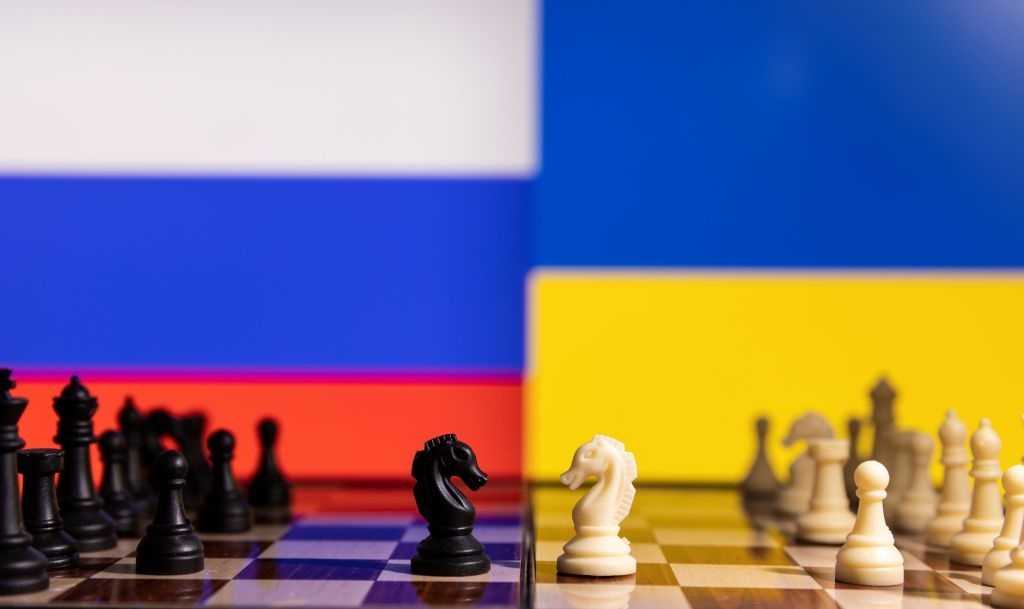 EUA e Rússia se reúnem para discutir paz na Ucrânia