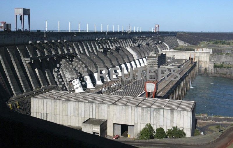 Governo busca solução para tarifa de energia de Itaipu