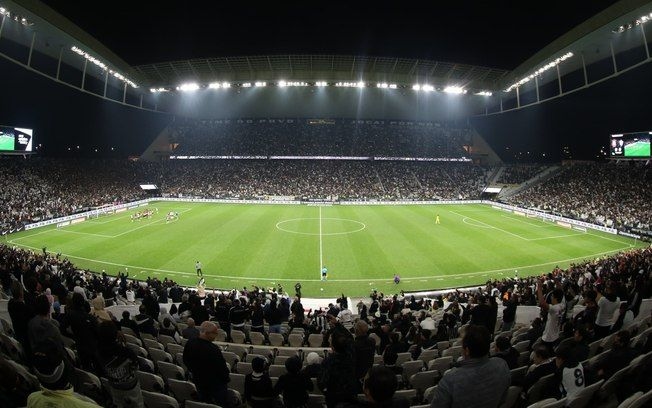 Torcida do Corinthians expressa frustração com a lista de jogadores relacionados para o próximo jogo. Reprodução: José Manoel Idalgo / Corinthians