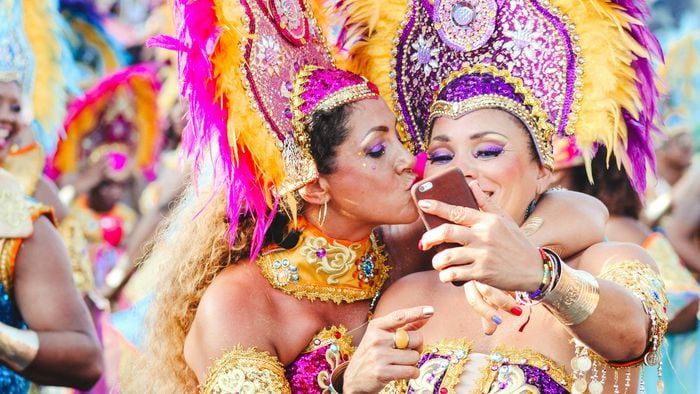 Dicas para se proteger do calor durante o Carnaval