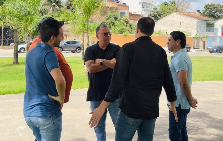 Telão será instalado no Bosque das Arapiracas para transmissão do jogo ASA x Manauara; Legenda da imagem. Reprodução: Assessoria