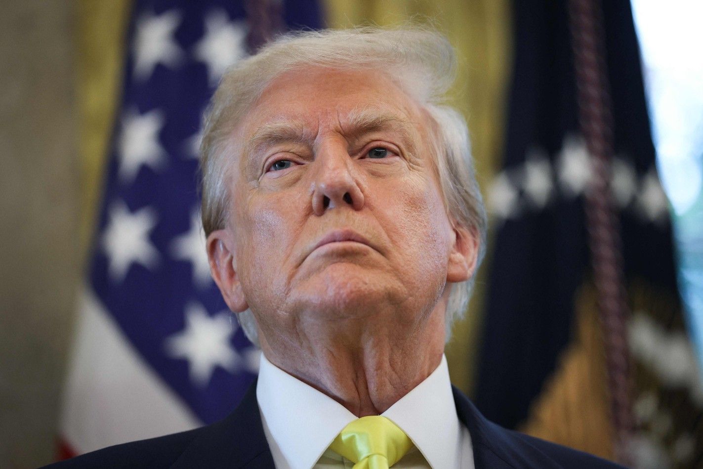 Donald Trump anuncia sobretaxa de 50% nas exportações brasileiras aos Estados Unidos. Reprodução: Globo