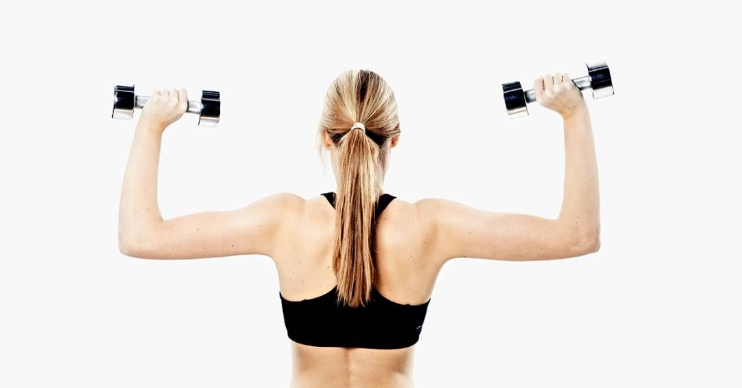 Musculação é essencial para a saúde das mulheres, especialmente após os 50 anos. Reprodução: Veja.