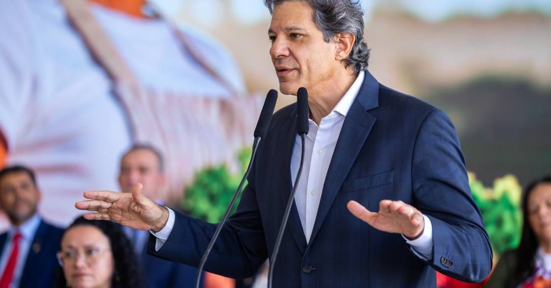 Ministro da Fazenda, Fernando Haddad, discursa na abertura da 10ª reunião do New Development Bank no Rio de Janeiro. Reprodução: Veja