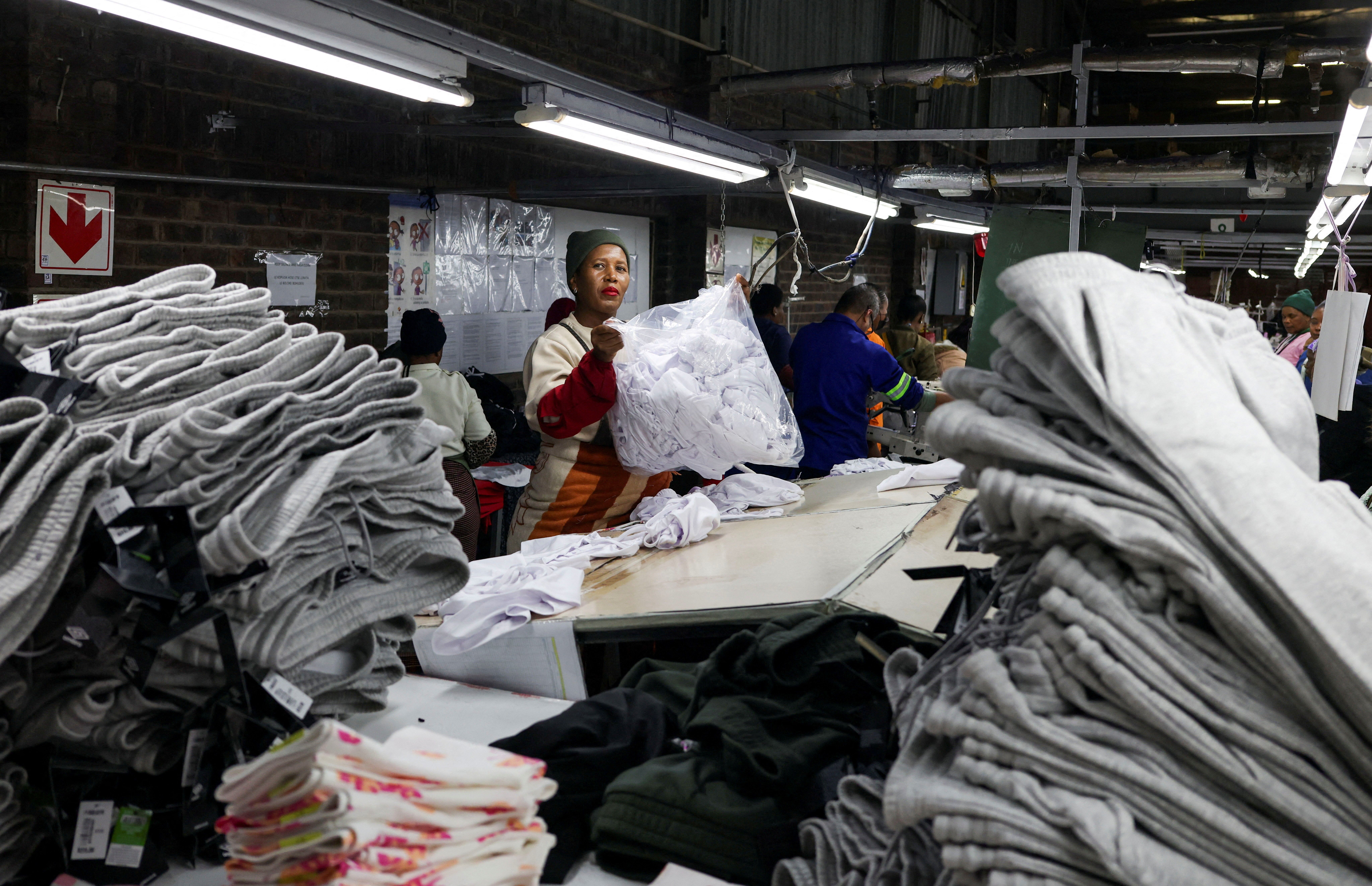 EUA aplicam tarifas maiores a países com baixo potencial de compras. Reprodução: Globo