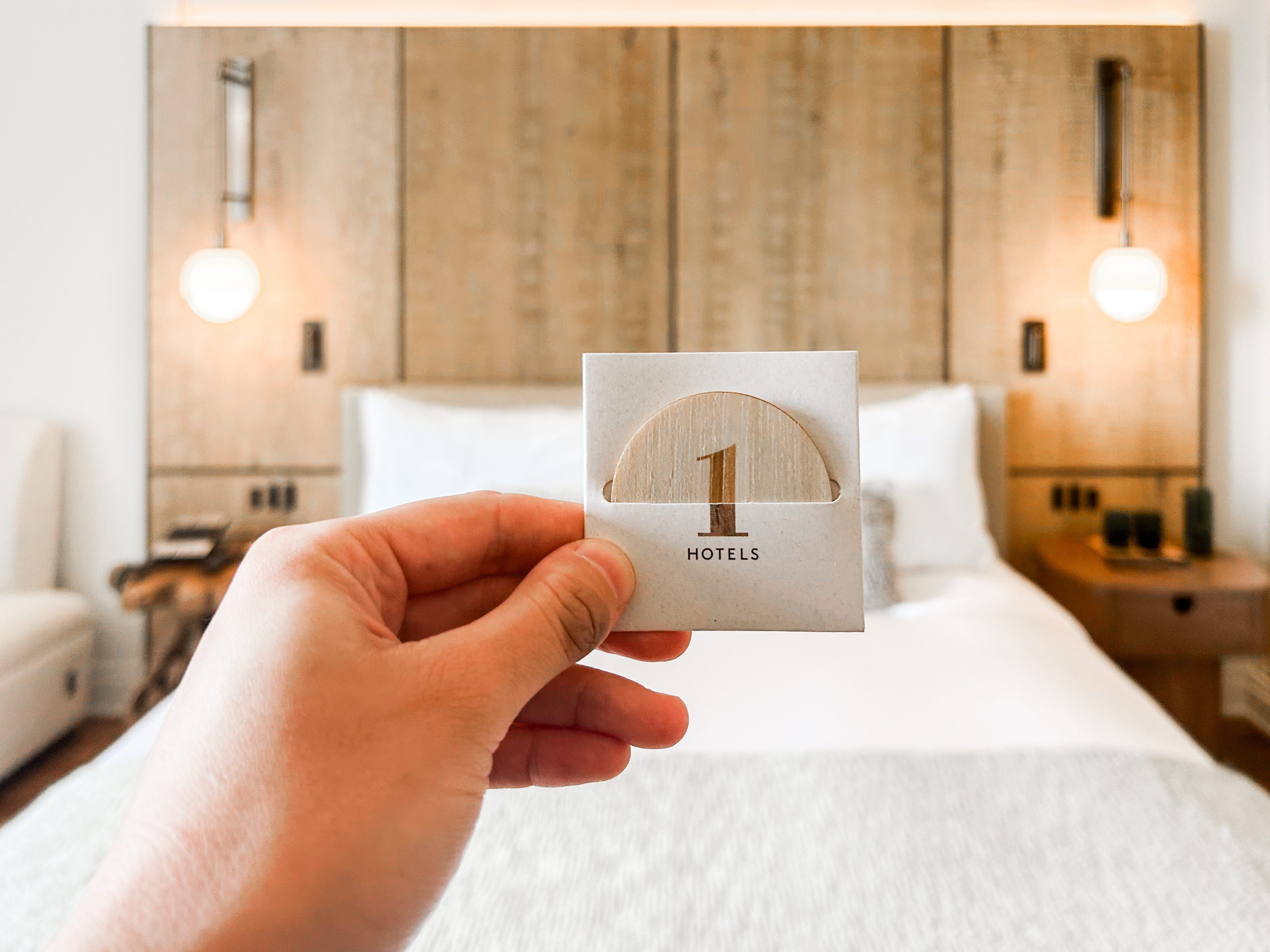 Repórter avalia a experiência no recém-inaugurado 1 Hotel Seattle, misto de luxo e sustentabilidade. Reprodução: Business Insider